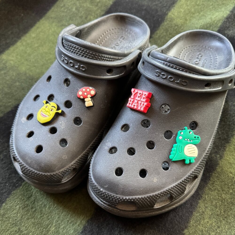 Platform Crocs w/ Gibbets!